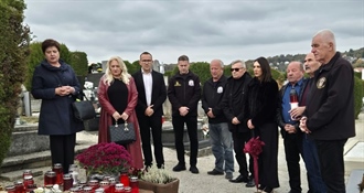 Uoči Svih svetih u Varaždinskim Toplicama odana počast poginulim braniteljima i preminulim sugrađanima: ''Prisjećamo se najmilijih koji više nisu s nama''