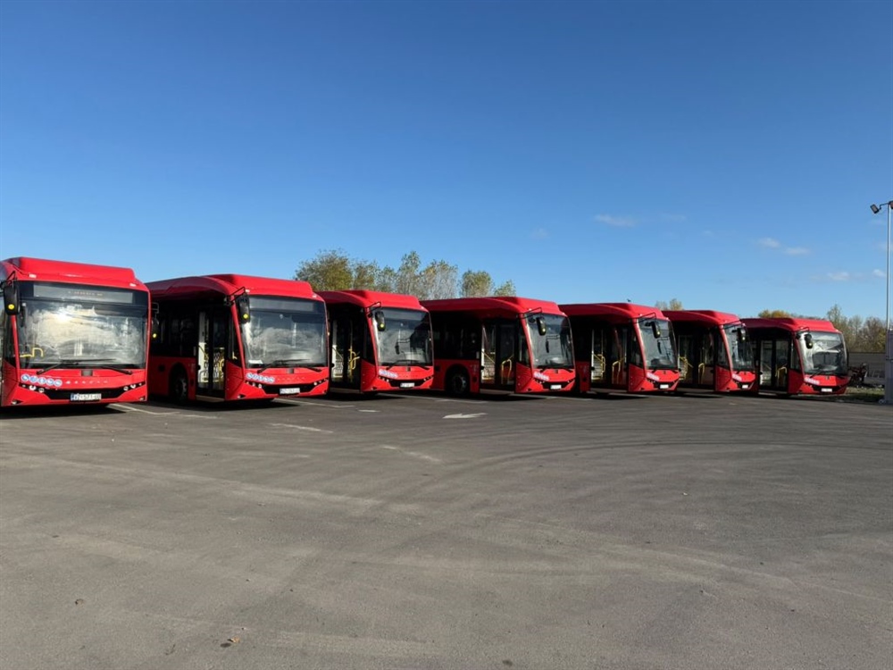 Novi korak u razvoju javnog prijevoza: U Varaždin stiglo sedam novih električnih buseka