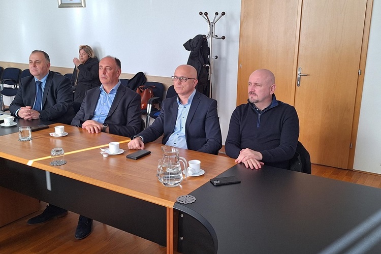 Radnim sastankom označen početak suradnje Grada Preloga i Sveučilišta Sjever: cilj je pratiti potrebe gospodarstva i prilagođavati programe