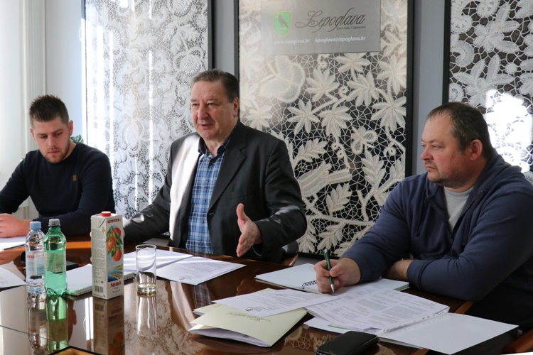 Gradonačelnik Škvarić sastao se s predsjednicima lepoglavskih mjesnih odbora: I ove godine planiramo niz projekata za koje ćemo sredstva nastojati osigurati kroz natječaje