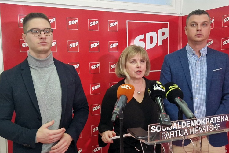 Varaždinski SDP-a poziva građane na organizirani odlazak autobusima na prosvjed na Markovu trgu u Zagrebu uz poruku: "DOSTA JE!"