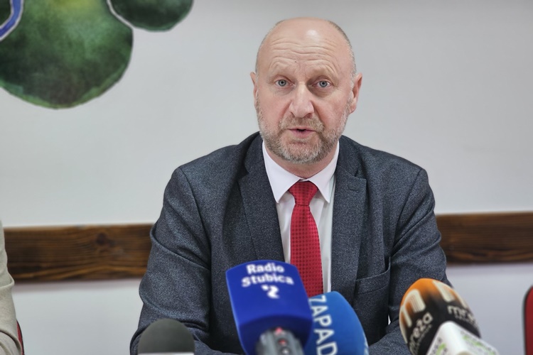 Župan Kolar: Lako je preuzeti bolnicu bez kreditnog zaduženja! Neka se taj iznos uloži u Centar zdravlja srca i mozga u Krapinskim Toplicama