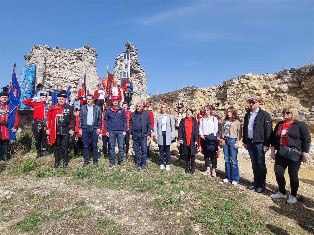 Svečano otvorena 501. Kostelska uskrsna pištola. Vešligaj: Ovo je jedna posebna emocija i poštovanje prema tradiciji i precima, zahvaljujući kojima se manifestacija održala nekoliko stotina godina