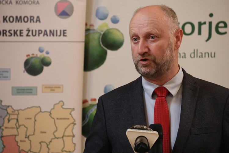Krapinsko-zagorski župan Željko Kolar poželio svima sretan i blagoslovljen Uskrs