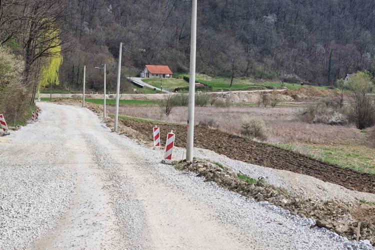 Općina Zagorska Sela ulaže u obnovu prometnica: radovi na državnoj cesti prema Razvoru gotovi u listopadu, slijedi obnova i jedne nerazvrstane ceste