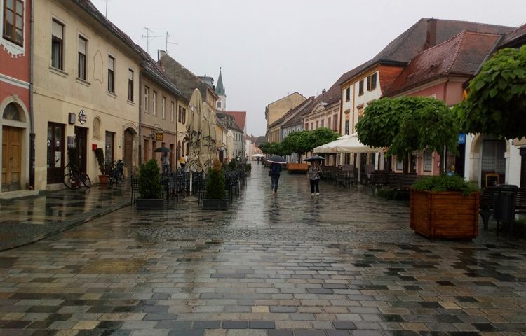 Danas promjena vremena uz kišu, pljuskove i grmljavinu – ne zaboravite kišobran!