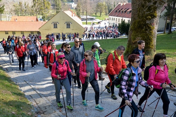 Festival nordijskog hodanja i pješačenja na Trakošćanu okupio više od 500 sudionika