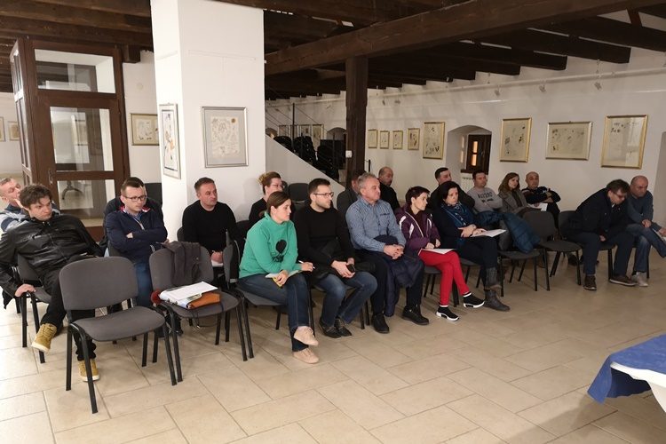Više od 200 članova Bandićeve stranke iz Zagorja ide na Skupštinu