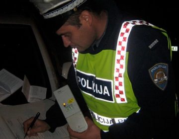 Alkoholni rekorder: Policija u Svibovcu Podravskom zaustavila biciklista – vozio je s 4,27 promila!!!