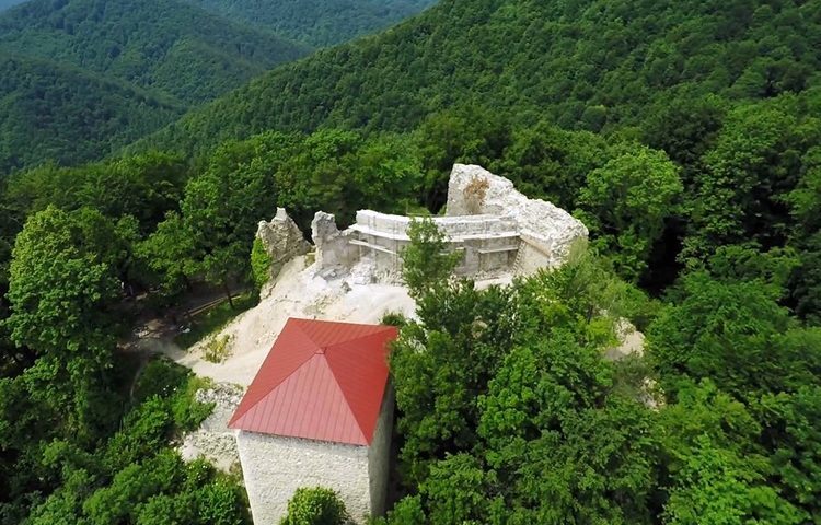Provedite Praznik rada na Grebengradu – uživajte u obilasku utvrde, grahu i dobrom društvu
