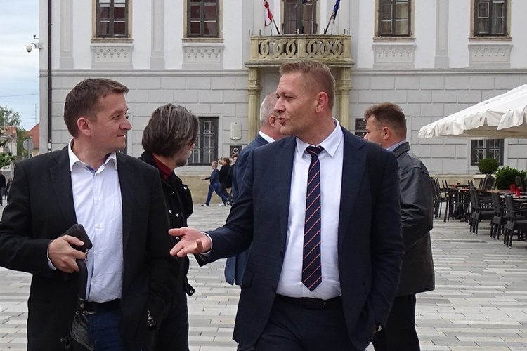 Samoborski gradonačelnik i njegov HSS dobili spor protiv bivše članice stranke Petir