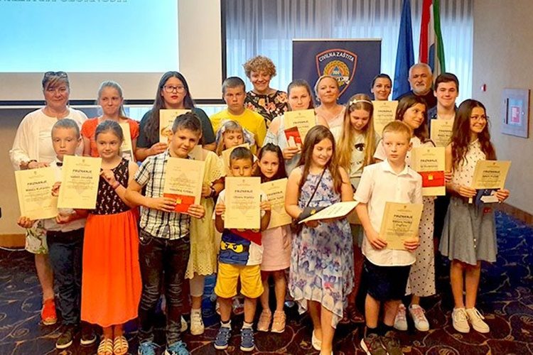 Zagrebačka županija dodijelila  nagrade djeci sudionicima natječaja PUCZ-a