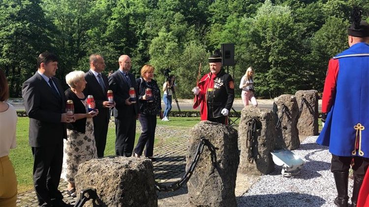 Kod spomenika Lijepoj našoj u Zelenjaku Krapinsko-zagorska županija obilježila Dan državnosti