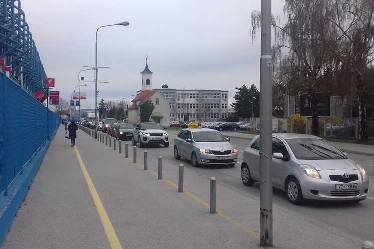 POLICIJA UPOZORAVA! Zbog utakmice Varaždin-Hajduk privremena regulacija prometa – pogledajte obilazne pravce