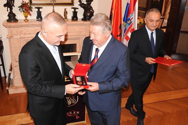 Albanski predsjednik uručio priznanje počasnom konzulu u Varaždinu Stjepanu Šafranu