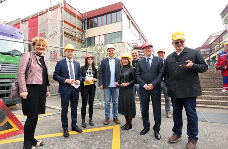 Župan Kožić obišao radove na zgradi Srednje škole u Vrbovcu