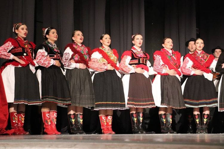Održan godišnji koncert Folklornog ansambla Koprivnica “Domoljubu s ljubavlju”