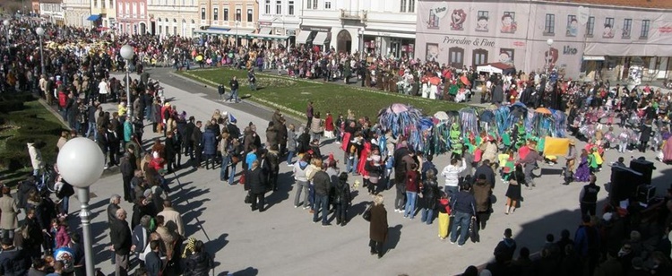 NAJAVA: “Fašenske špelancije”  na Zrinskom trgu u Koprivnici – prijavljeno preko 600 sudionika
