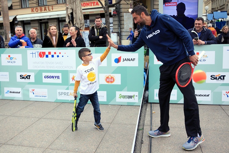 Zagrebački mališani odmjerili snage s teniskim zvijezdama
