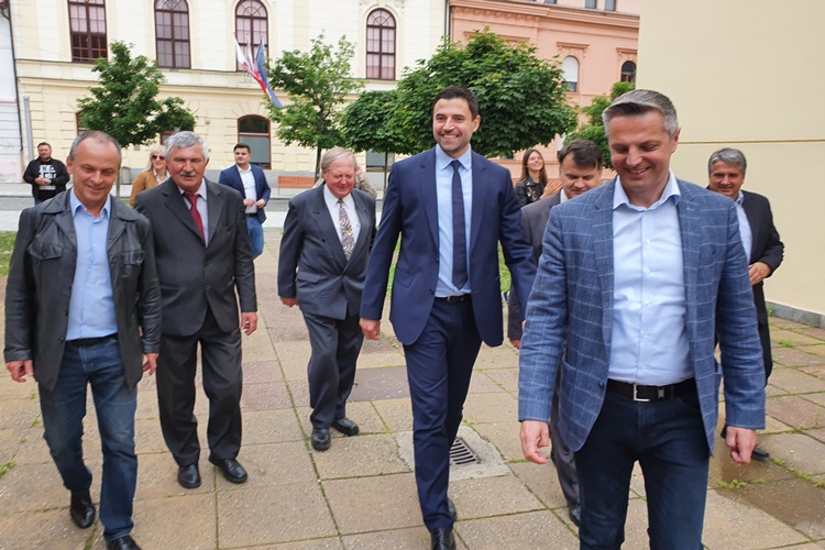 Bernardić u Čakovcu poručio da će probleme u međimurskom SDP-u rješavati na stranačkim tijelima