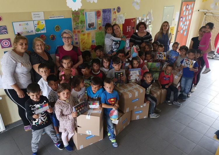 IKEA i UNICEF zajedno za pomoć djeci u Hrvatskoj 450 PAKETA ZA PODRŠKU RANOM UČENJU DJECI U SOCIJALNO UGROŽENIM OBITELJIMA