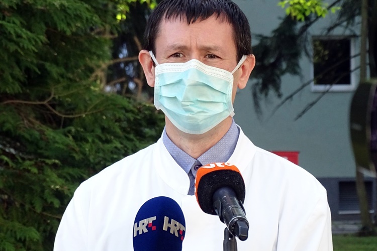 U Općoj bolnici Varaždin obavezno proći kroz trijažni šator i nositi masku, postavljene dvije termovizijske kamere