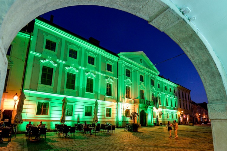 I varaždinska Županijska palača večeras u zelenoj boji povodom obilježavanja Dana svjesnosti o gastrošizi