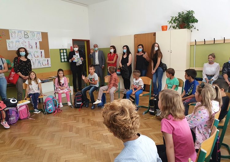 Grad Mursko Središće osigurao besplatne bilježnice za učenike osnovne škole s područja grada Mursko Središće