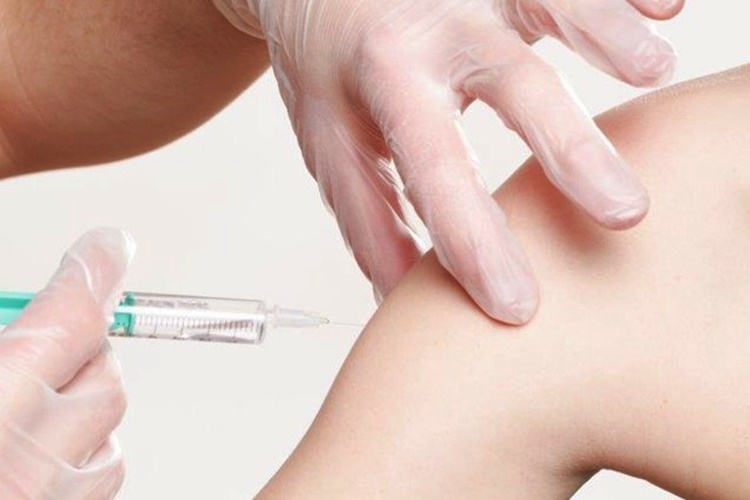 Upozorenje u Britaniji o Pfizerovom cjepivu: Ne primajte ga ako imate jake alergije