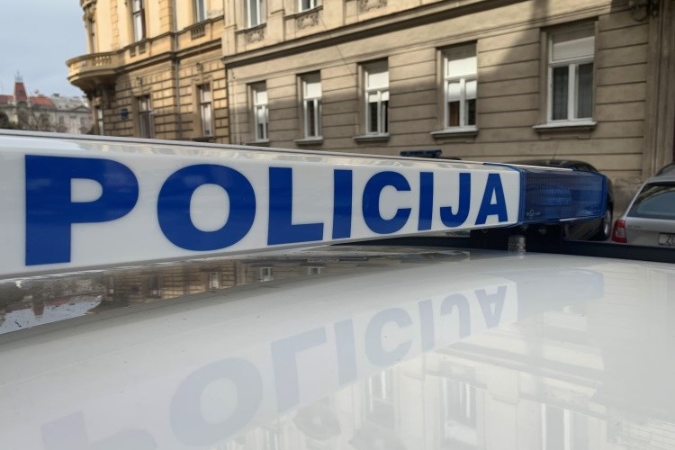 Policija uhitila dva muškarca i ženu za ubojstvo u Osijeku! Žrtvu mlatili rukama i nogama do smrti