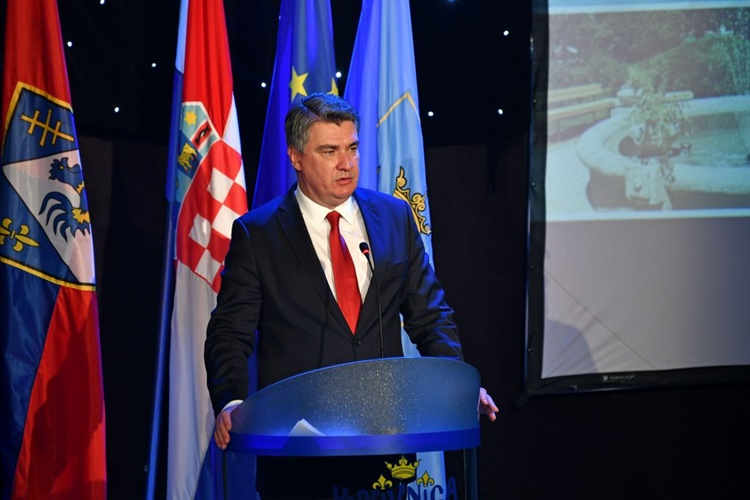 Milanović u Koprivnici odbacio tvrdnje da je u kampanji i da pomaže oslabljenom SDP-u
