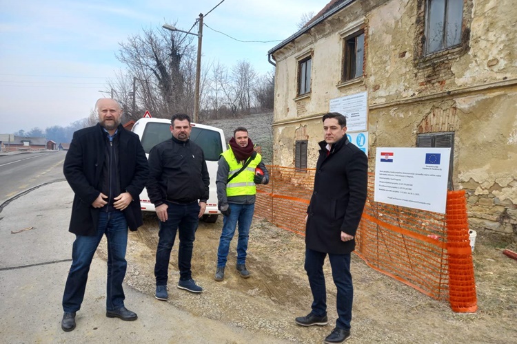 U Pregradi započela obnova rodne kuće književnika Janka Leskovara; Projekt vrijedan dva milijuna kuna trebao bi biti završen do lipnja