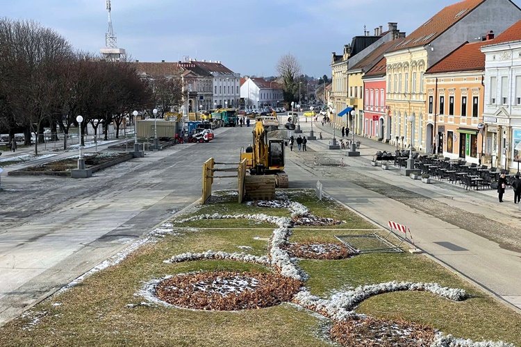 Centar Koprivnice dobiva novo ruho – pogledajte kako teku radovi na Zrinskom trgu