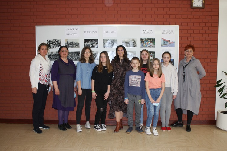 Gradonačelnica Cividini posjetila mlade forumaše OŠ Ivanovec i dala podršku projektu obilježavanja 150 godina školstva