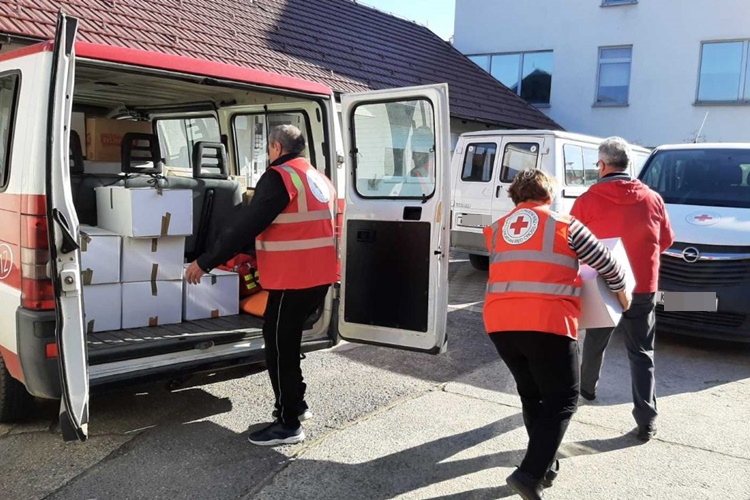 U hotelima u Koprivnici i Đurđevcu smješteno 130 raseljenih osoba iz Ukrajine – građani donirali oko 2,5 tone hrane i higijenskih potrepština