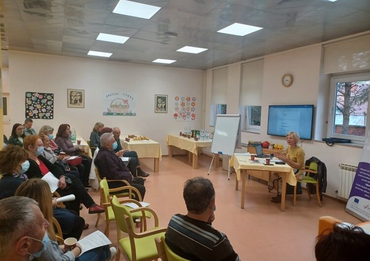 U sklopu projekta “Pruži ruku” – U Čakovcu održana edukacija za članove obitelji osoba oboljelih od Alzheimerove bolesti