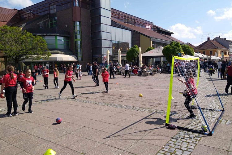 FOTOGALERIJA Brojni mališani sudjelovali na sportskom danu u Međimurju – Europskoj regiji sporta 2022.