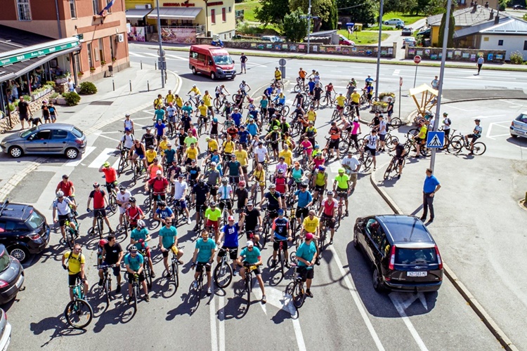 FOTOGALERIJA Novomarofski brend „Šic na bic” okupio brojne zaljubljenike u sport i rekreaciju: Tradicionalnom biciklijadom završilo ovogodišnje Antunovo