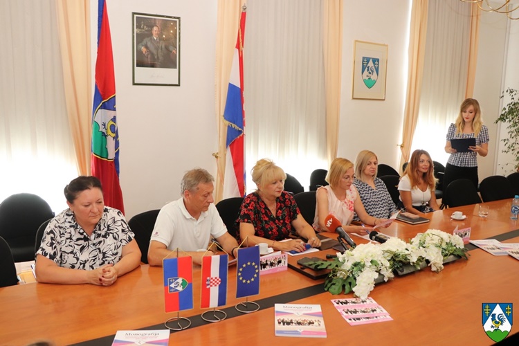 Predstavljen ovogodišnji program županijskog Festivala žena iz ruralnih područja – Koprivničko-križevačka županija godinama podržava ovaj jedinstveni festival