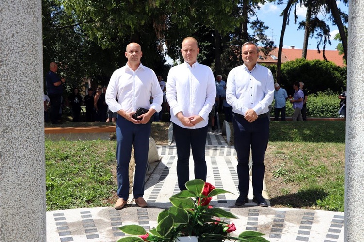 FOTOGALERIJA Prije 31 godinu osnovan je Bataljun ZNG Koprivnica – na svečanosti i zamjenik župana Ljubić