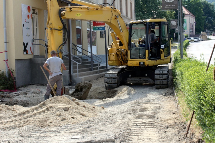 Započeli radovi na uređenju nogostupa u centru Lepoglave – gradonačelnik Škvarić najavio daljnje investicije