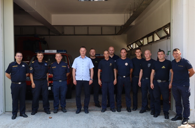 Župan Marušić posjetio vatrogasce iz Bjelovarsko-bilogorske županije na dislokaciji u Dubrovačko-neretvanskoj županiji