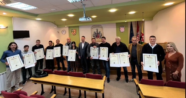 Majstorsko zvanje steklo 14 bjelovarskih obrtnika, župan Marušić im uručio diplome