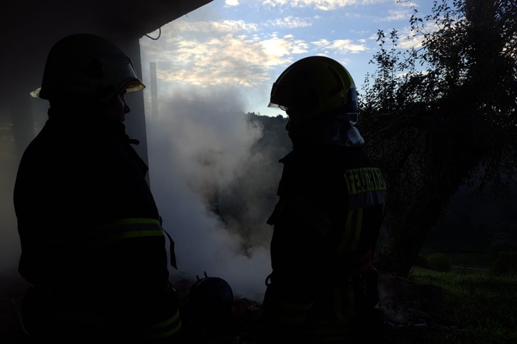 Tragedija u Zagrebu: Buknuo požar u stanu – vatrogasci pronašli beživotno tijelo