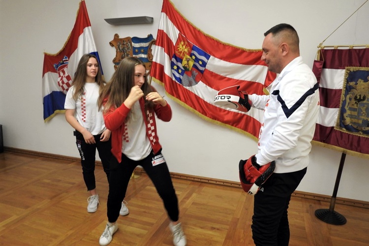 Varaždinska županija ima najmlađu prvakinju Europe u boksu – čudu iz Bartolovca tek je 12, a već postiže povijesne rezultate