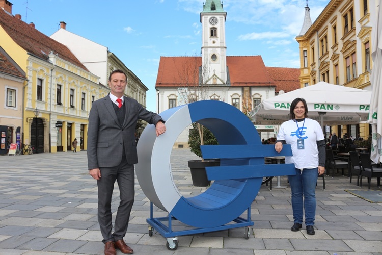 Izložba „Euro na kotačima” stigla i u Varaždinu – Bosilj: Preteći ćemo Osijek po broju posjetitelja, interes je doista velik