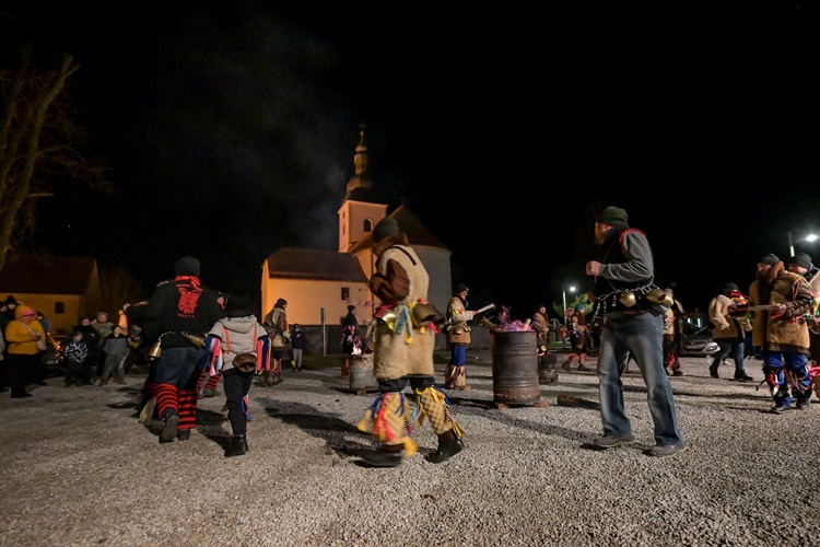 Tradicionalnim Kurentskim skokom počinju fašnički dani u Petrijancu