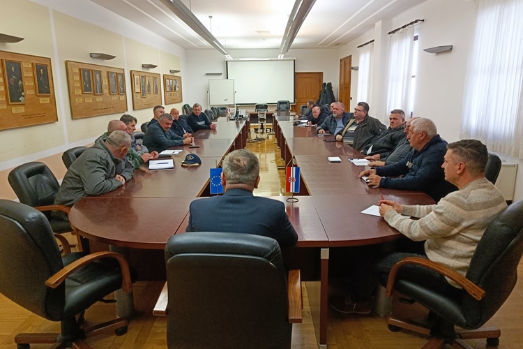 Župan Stričak održao radni sastanak sa Sportskim ribolovnim savezom Varaždinske županije – evo koji problemi najviše muče ribolovce