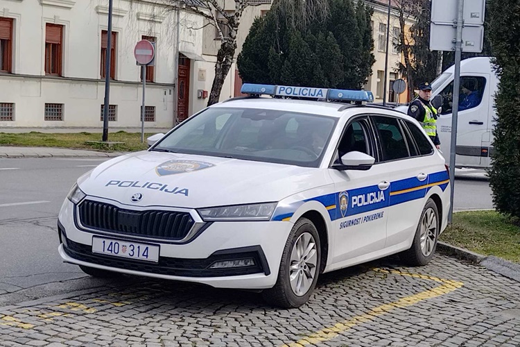 STRAŠNO Sedmogodišnje dijete u Varaždinu pretrčavalo cestu, žena ga udarila automobilom