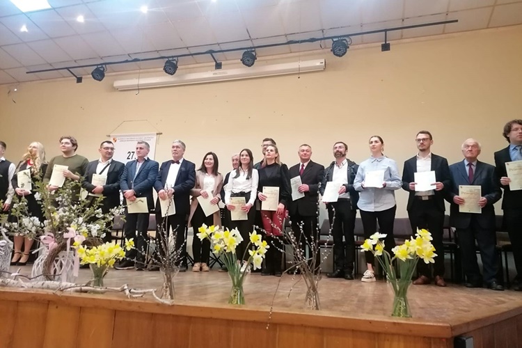 Zvuci tambure ispunili Društveni dom Lobor – održana 27. smotra tamburaških orkestara i sastava Krapinsko-zagorske županije
